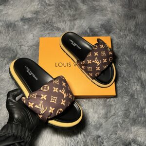 Louis Vuiton Pool Pillow Comfort (Zwart/Bruin)